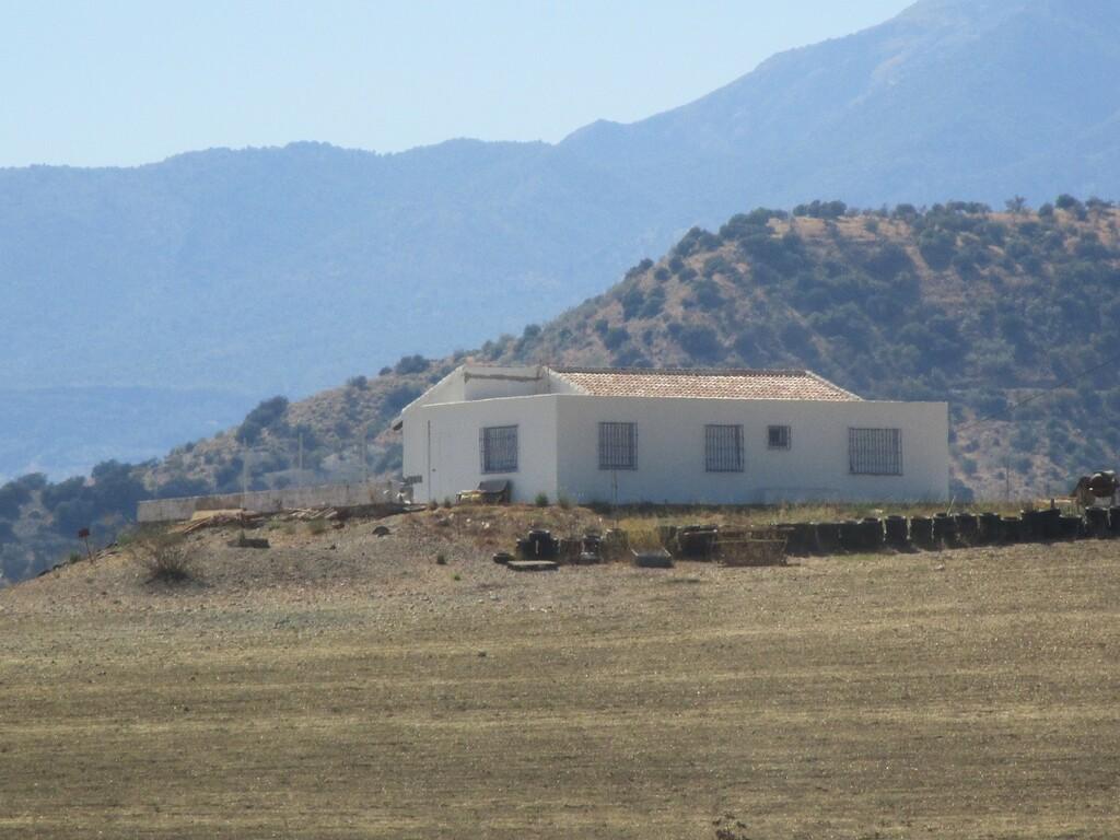 Villa for Sale in Coín