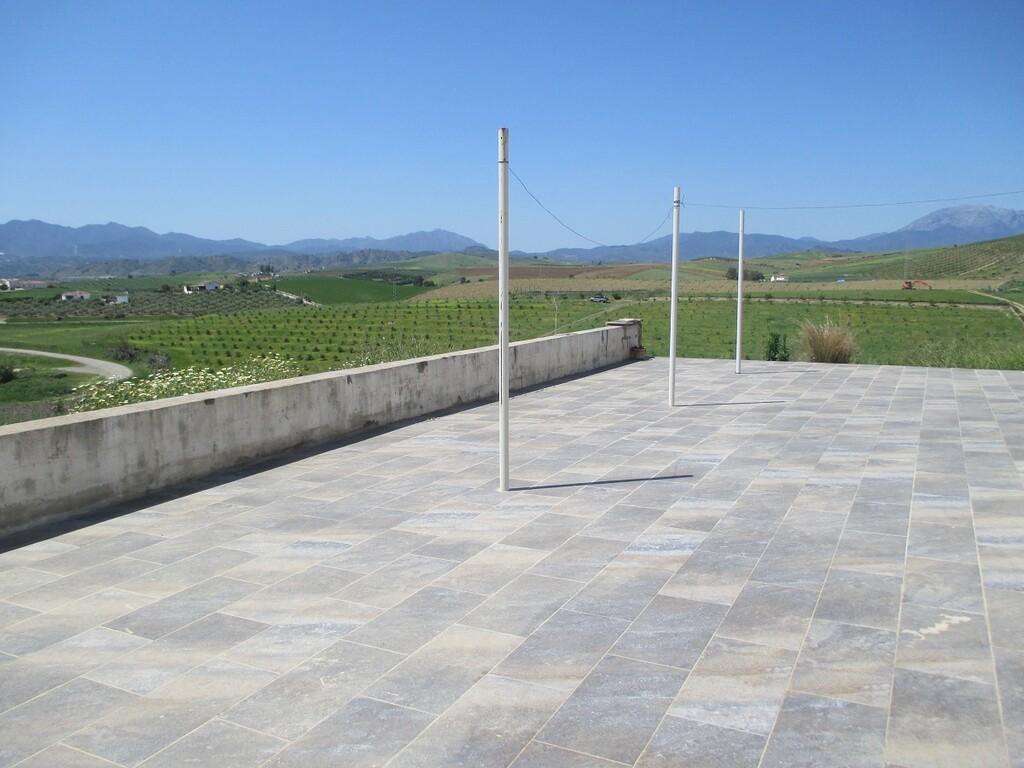 Villa for Sale in Coín