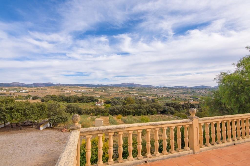 Villa for Sale in Ronda