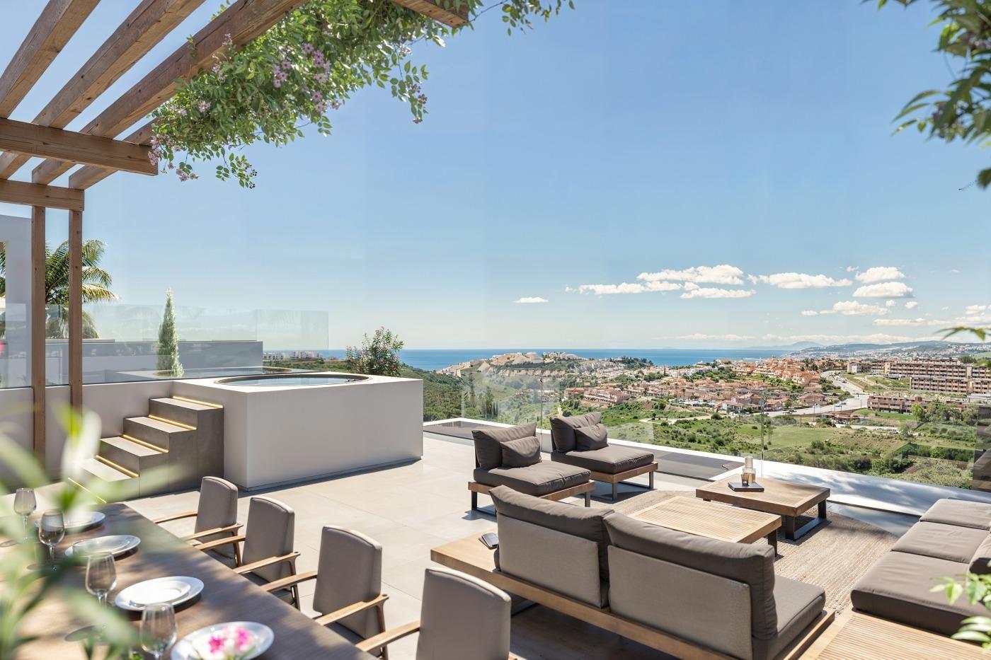 Villa for Sale in Casares