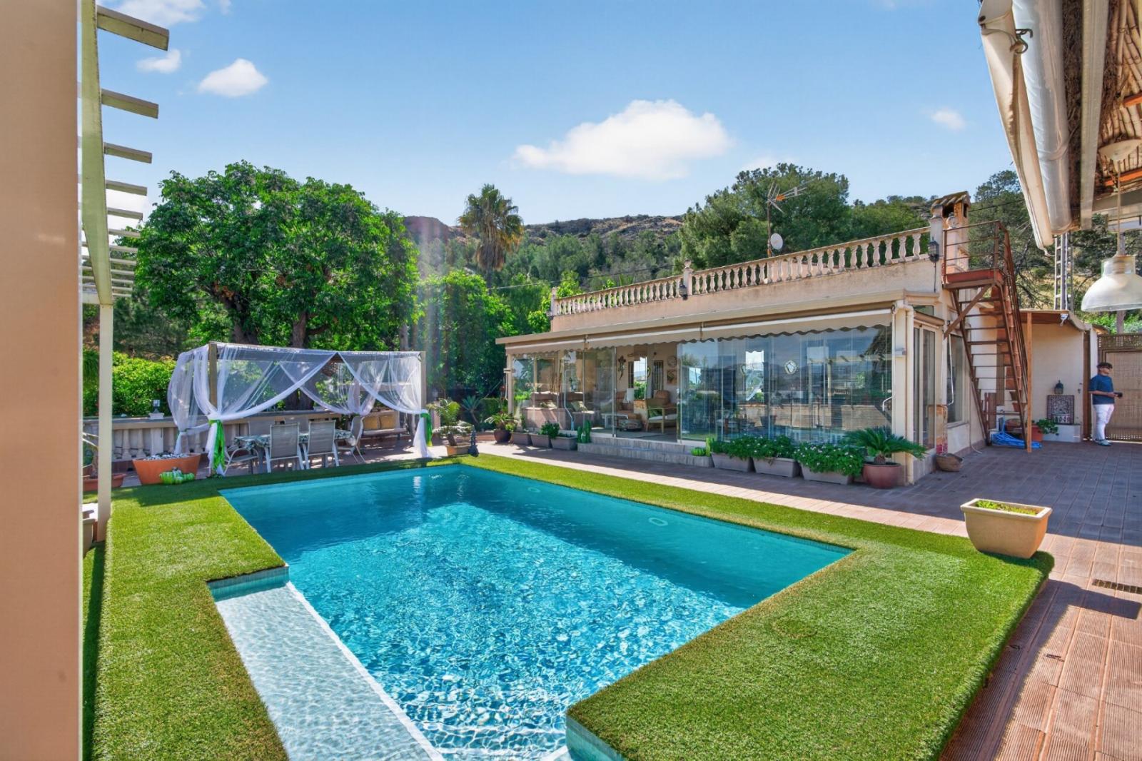 Villa en Venta en Orihuela