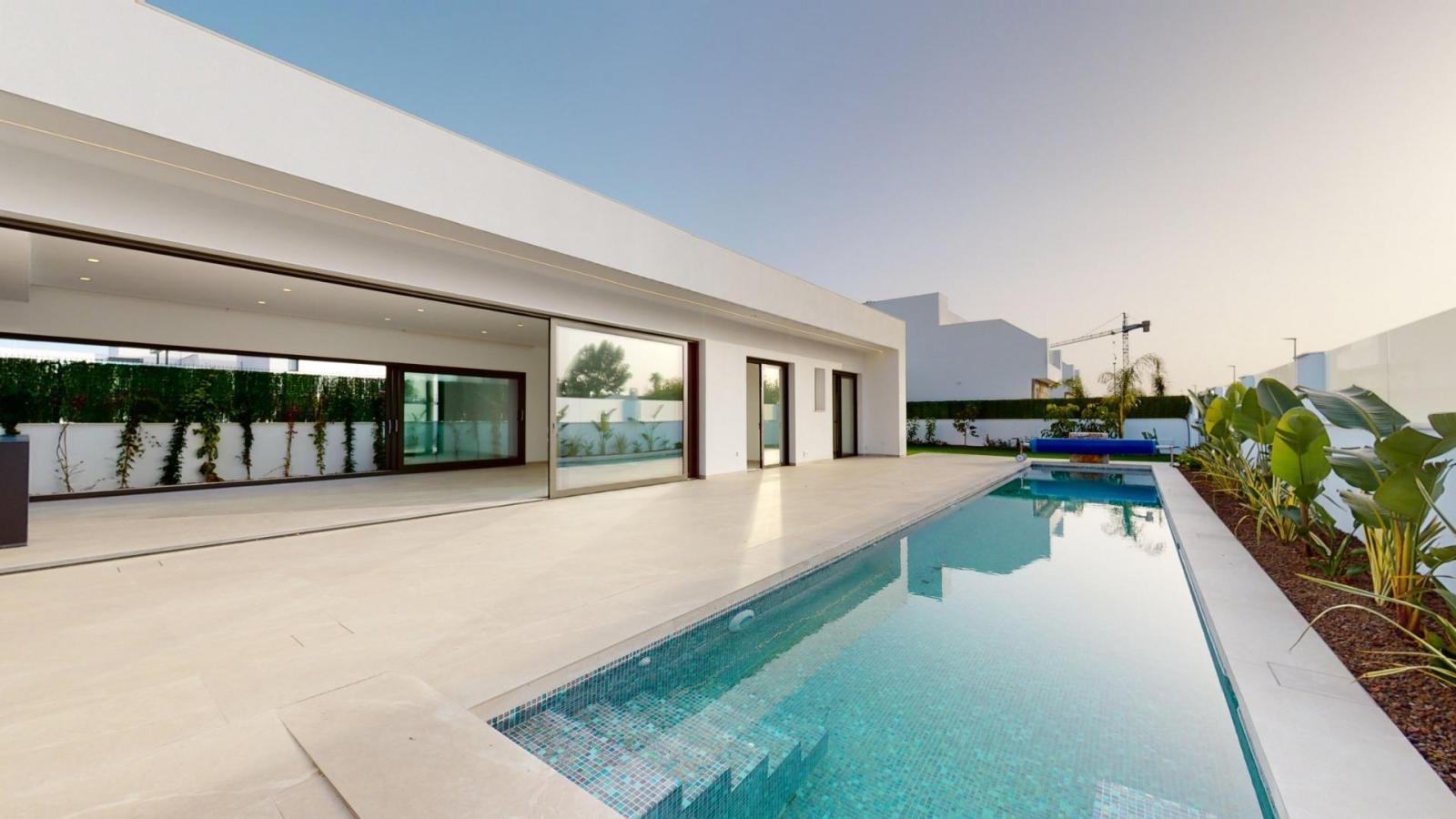 Villa for Sale in Los Alcázares
