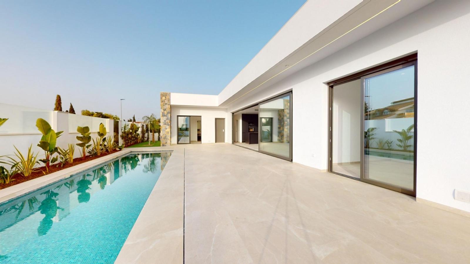 Villa for Sale in Los Alcázares