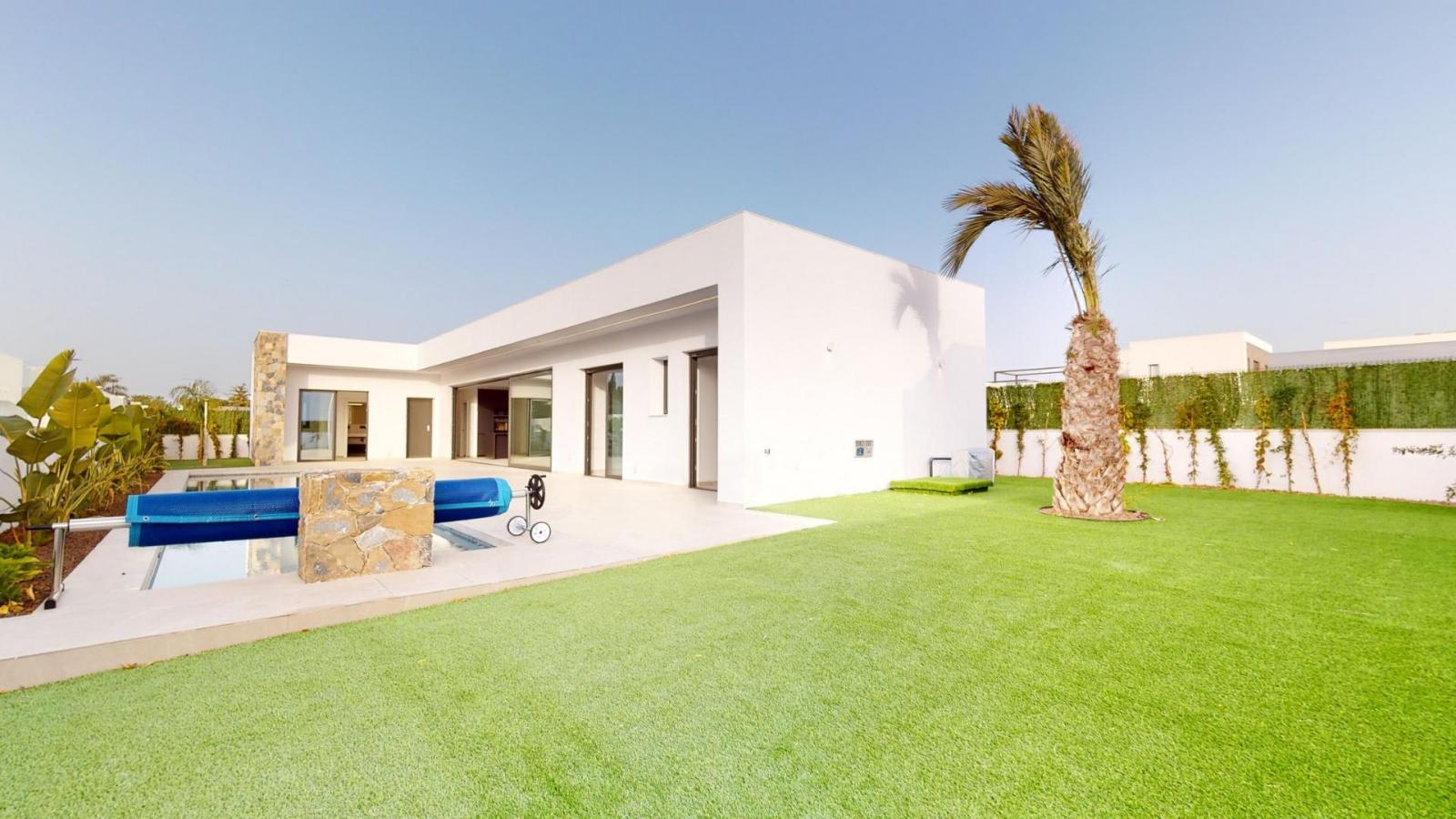 Villa for Sale in Los Alcázares