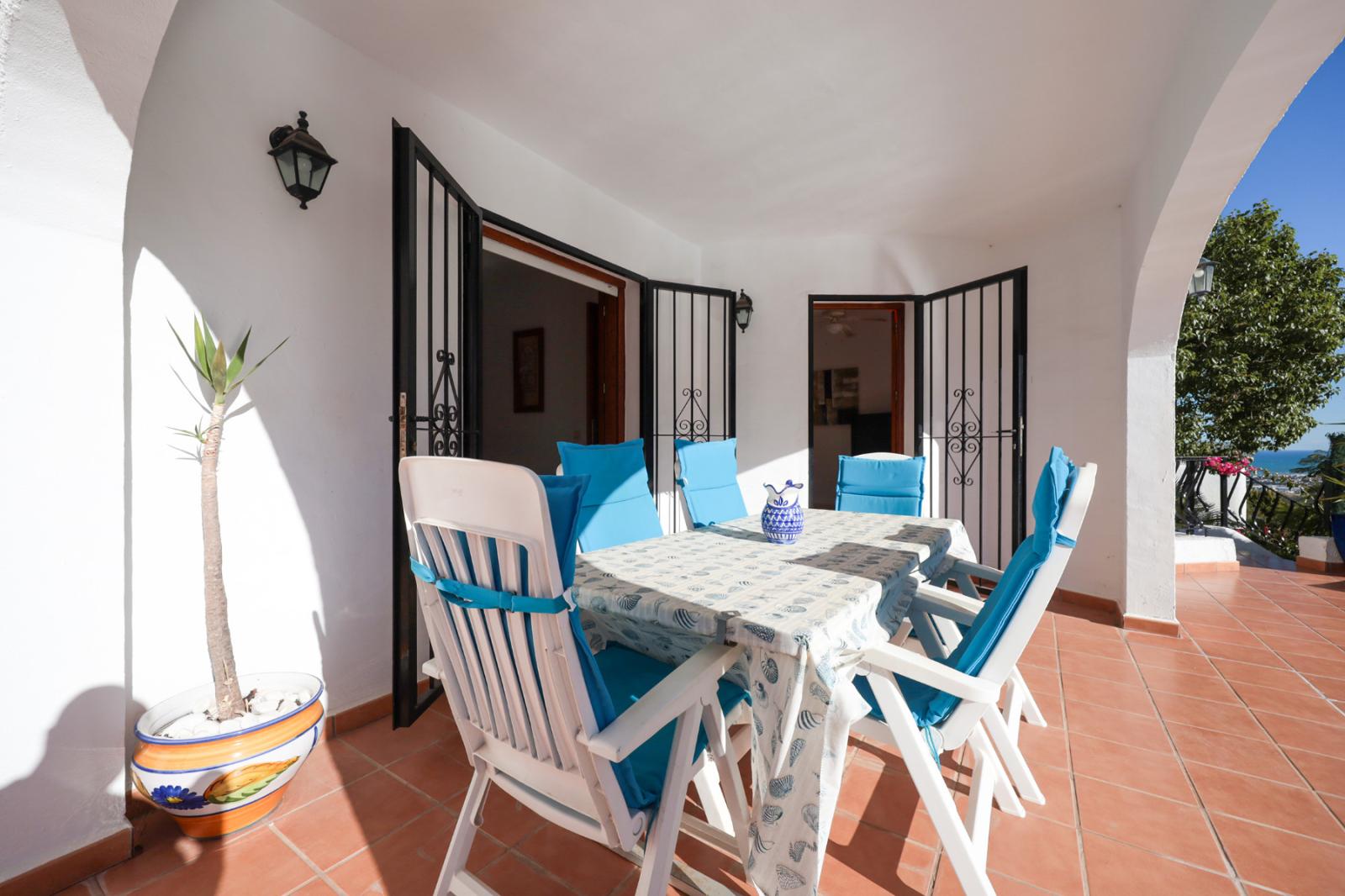 Villa en Venta en Pego
