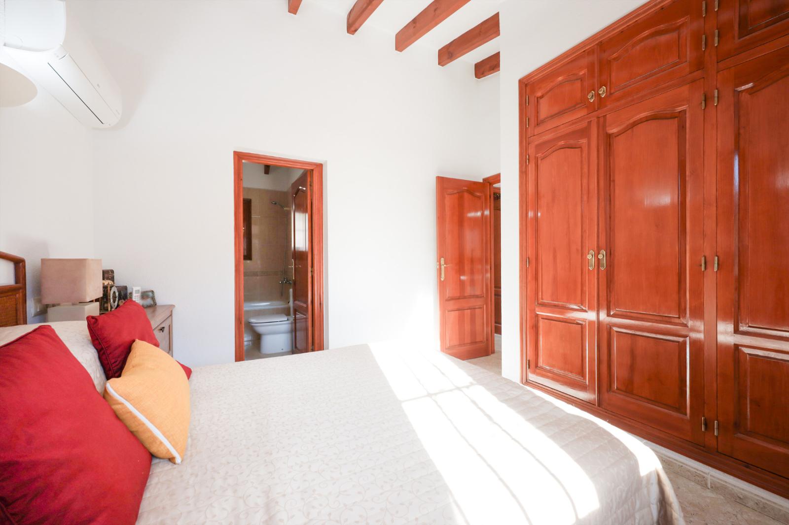 Villa en Venta en Pego