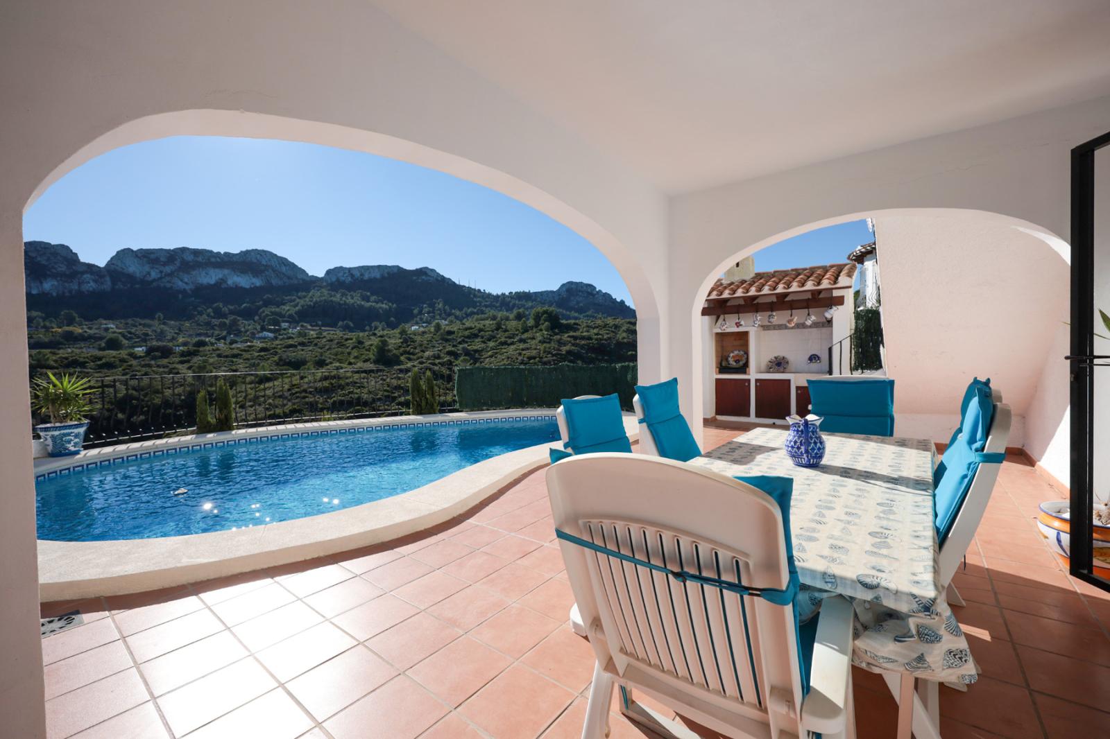 Villa en Venta en Pego