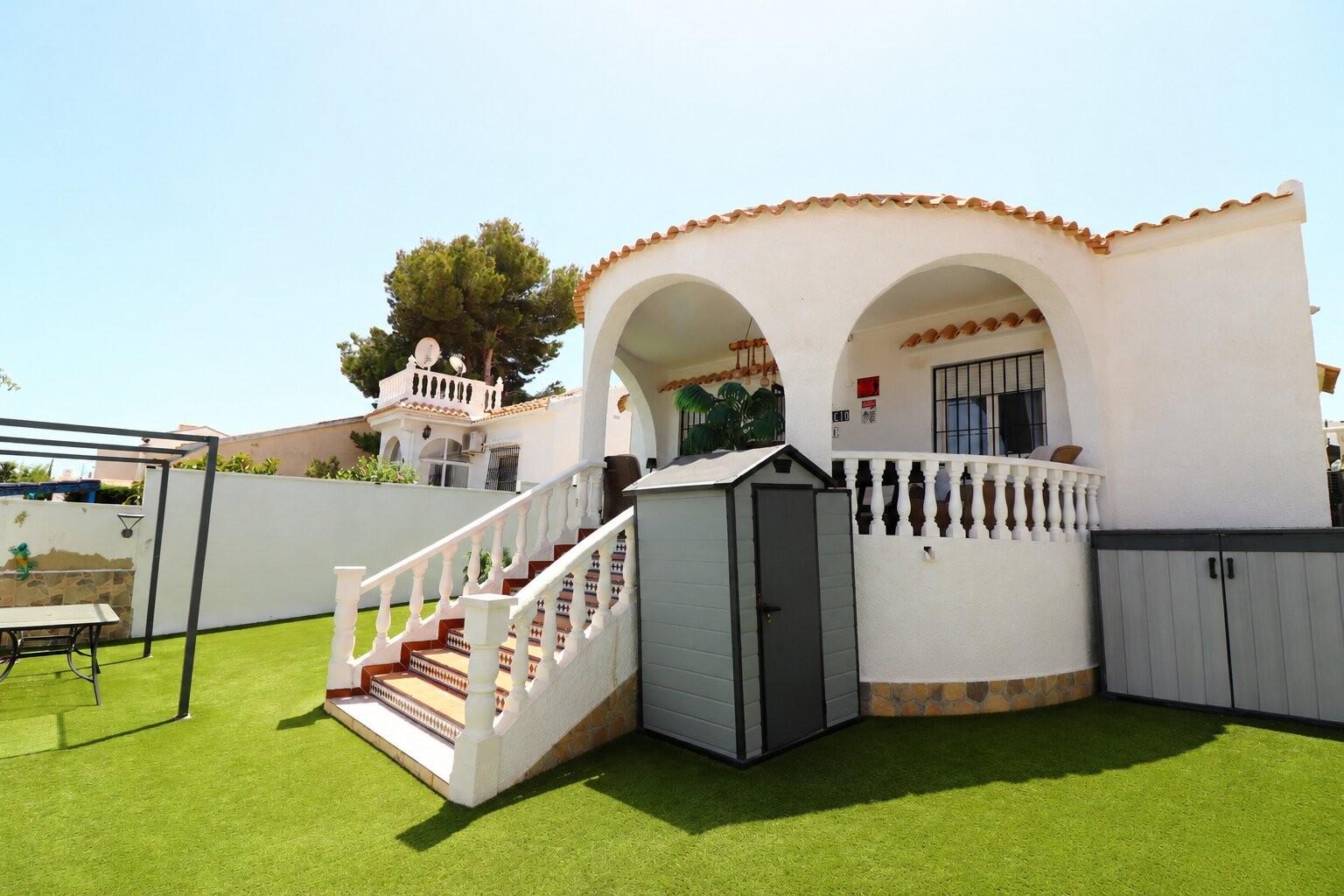 Villa en Venta en Orihuela