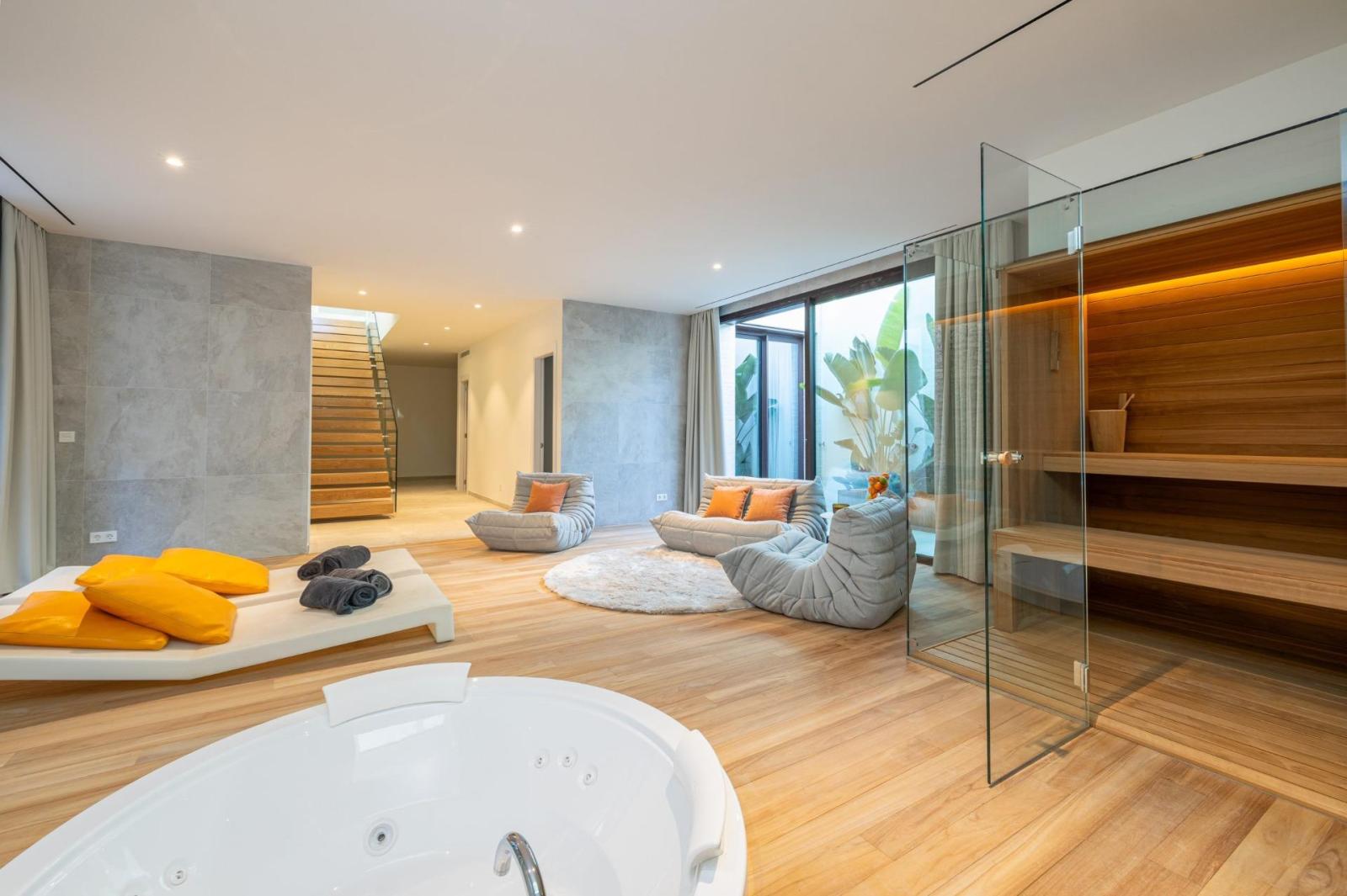 Semi-detached House for Sale in Fuengirola