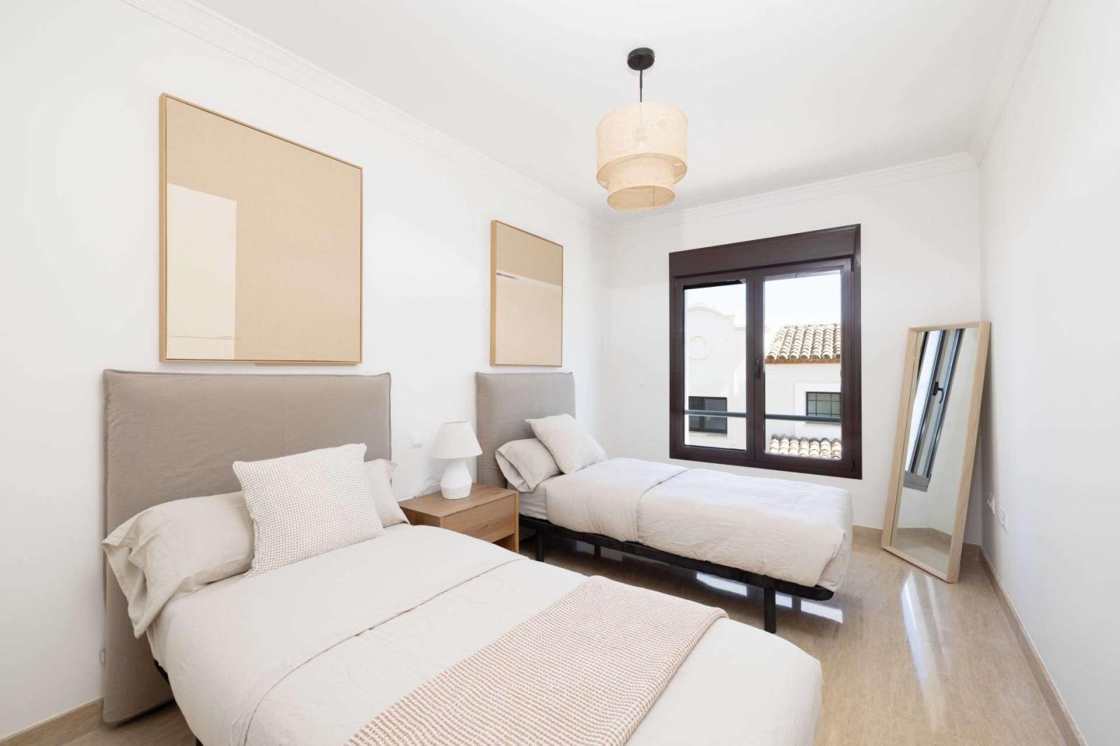 Semi-detached House for Sale in Estepona