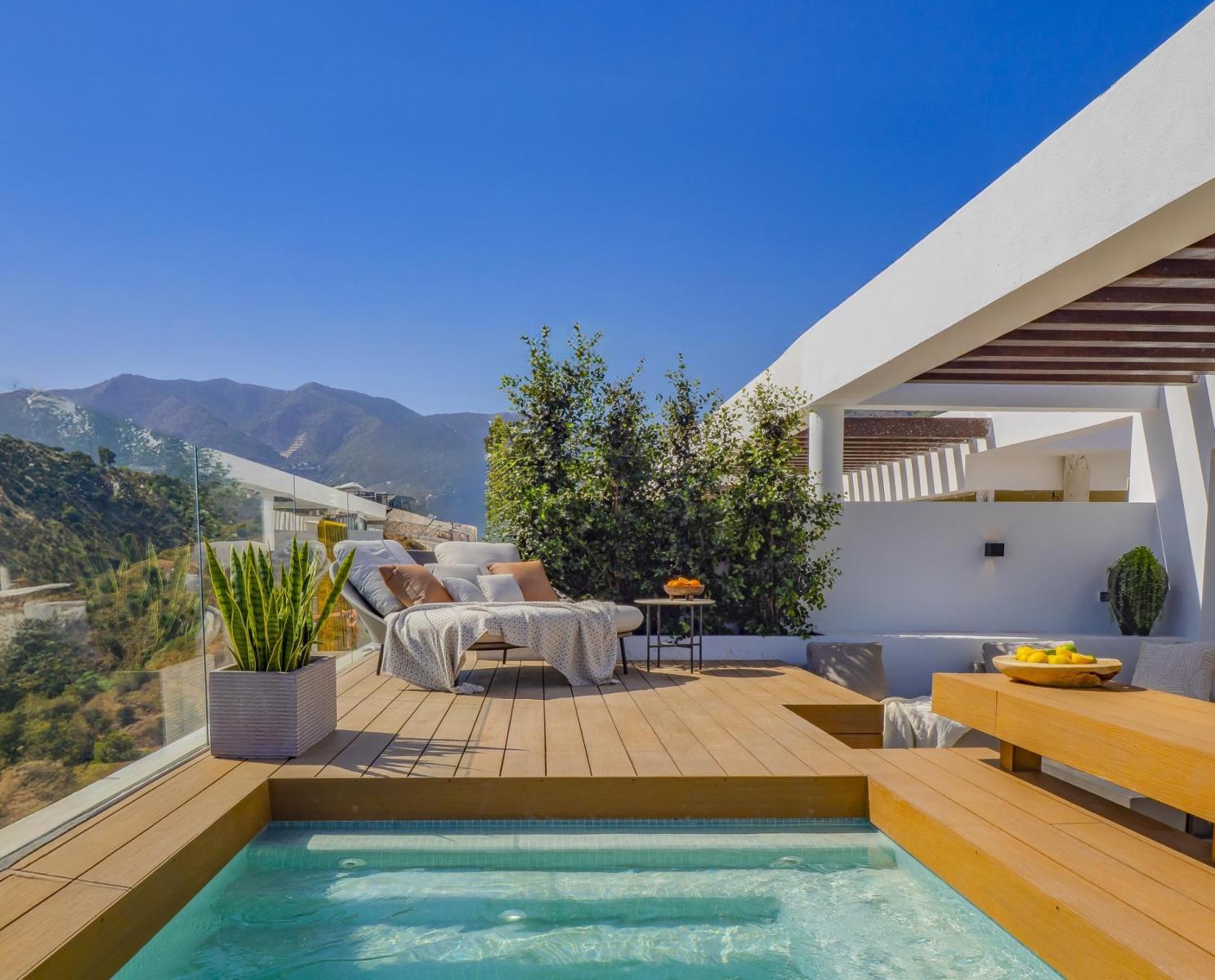 Semi-detached House for Sale in Fuengirola