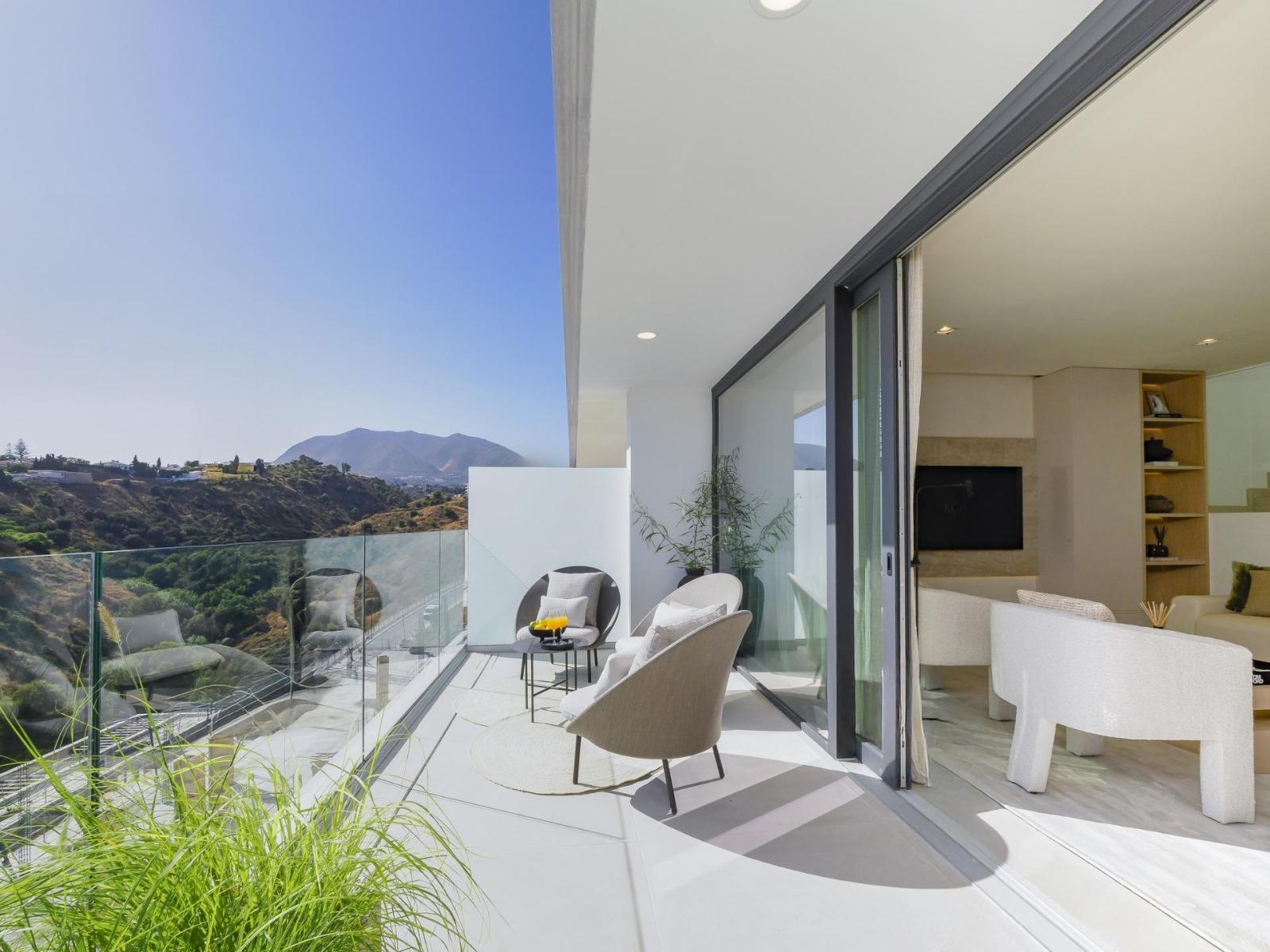 Semi-detached House for Sale in Fuengirola