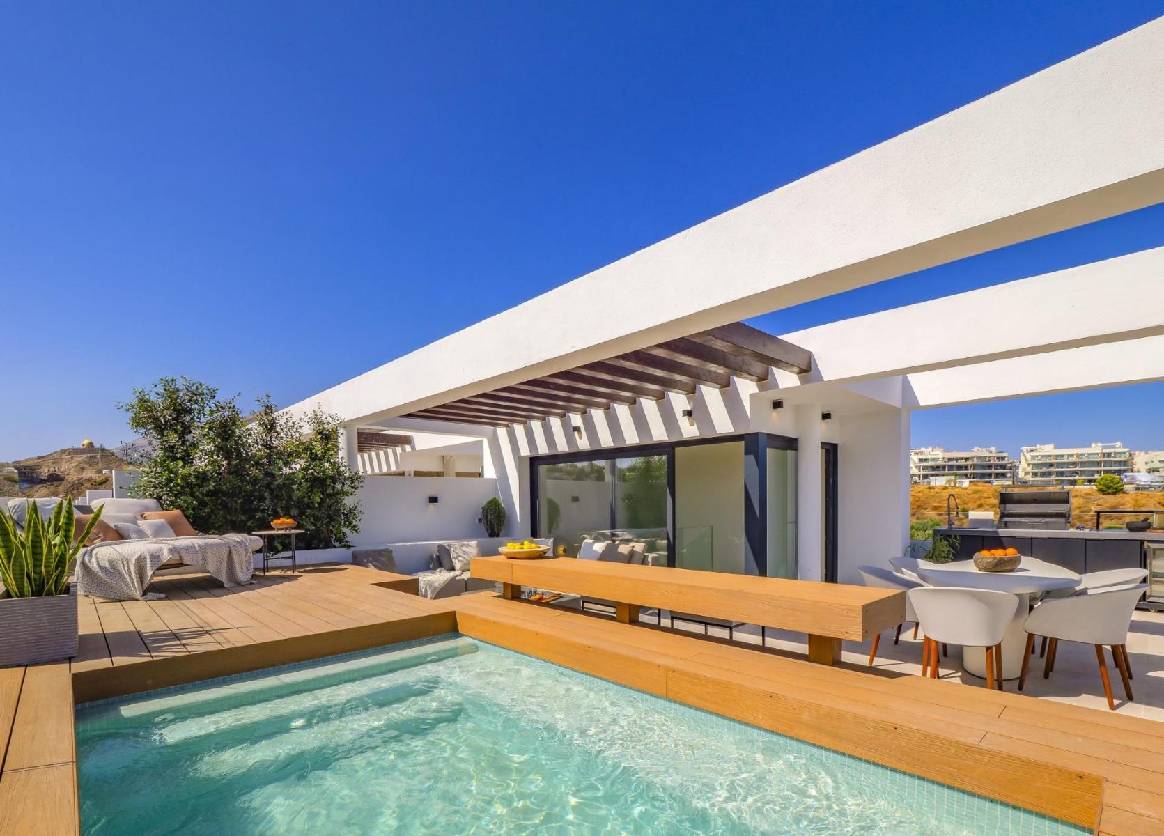 Semi-detached House for Sale in Fuengirola