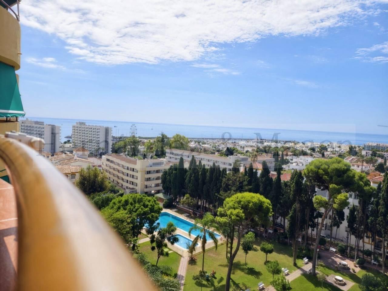 Flat for Sale in Torremolinos