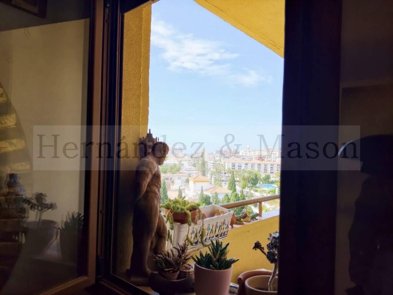 Flat for Sale in Torremolinos