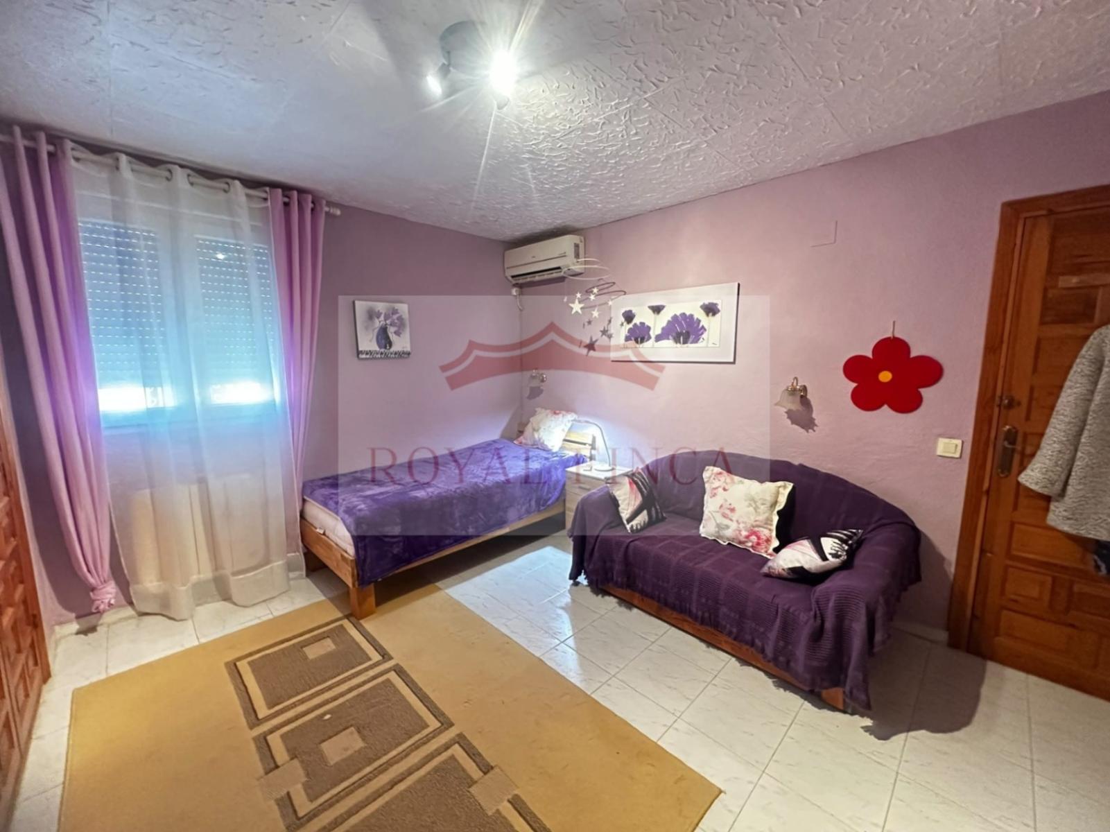 Villa for Sale in Els Poblets