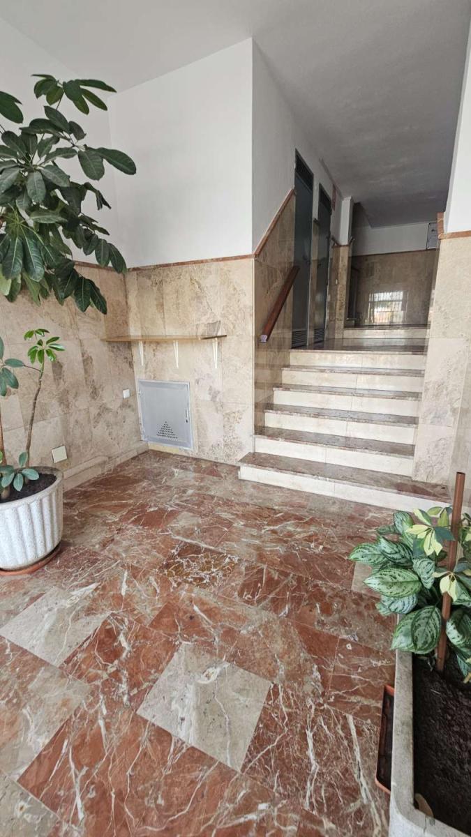 Flat for Sale in Alhaurín de la Torre