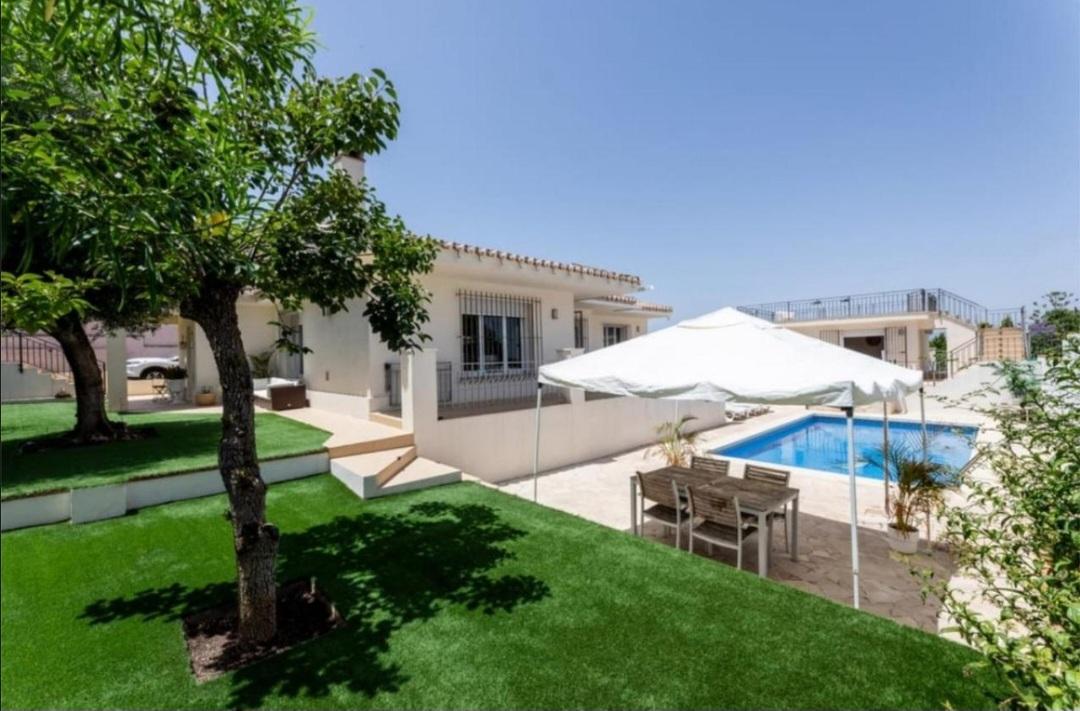 Villa for Sale in Alhaurín de la Torre