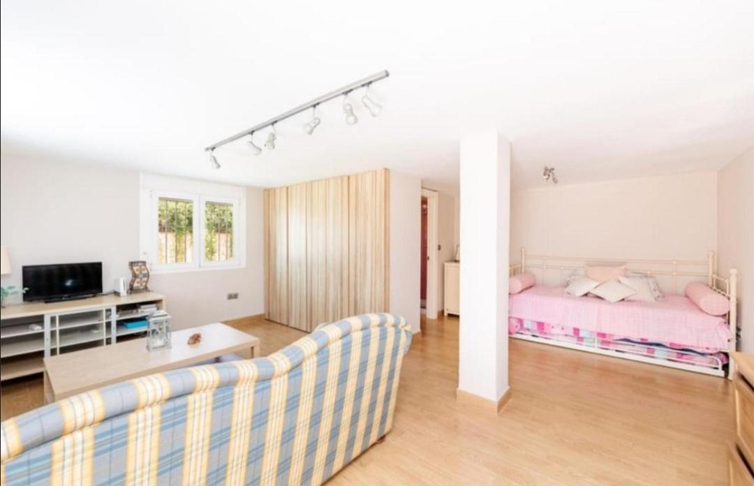 Villa for Sale in Alhaurín de la Torre