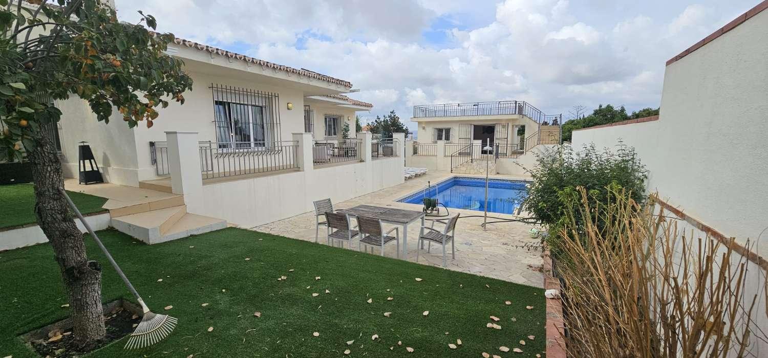 Villa for Sale in Alhaurín de la Torre