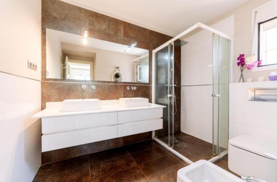 Villa for Sale in Alhaurín de la Torre