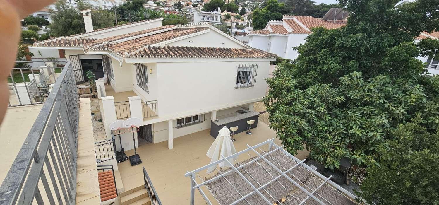Villa for Sale in Alhaurín de la Torre