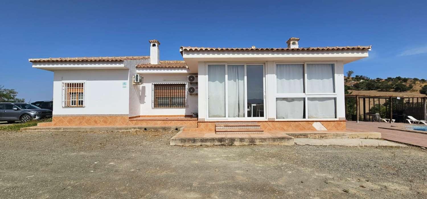 Villa for Sale in Cártama