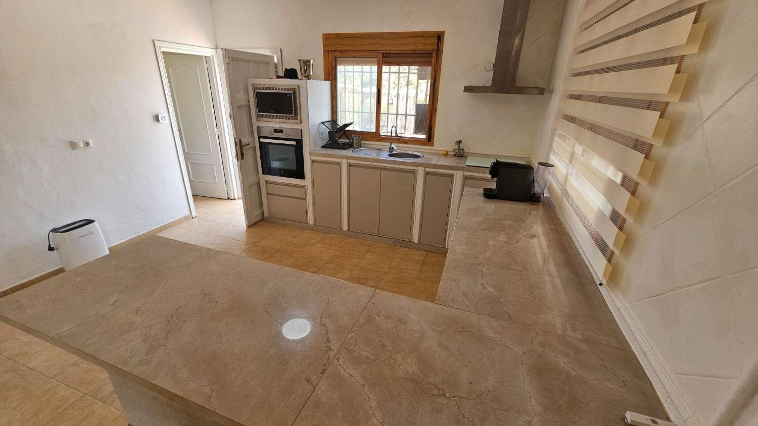 Villa en Venta en Cártama