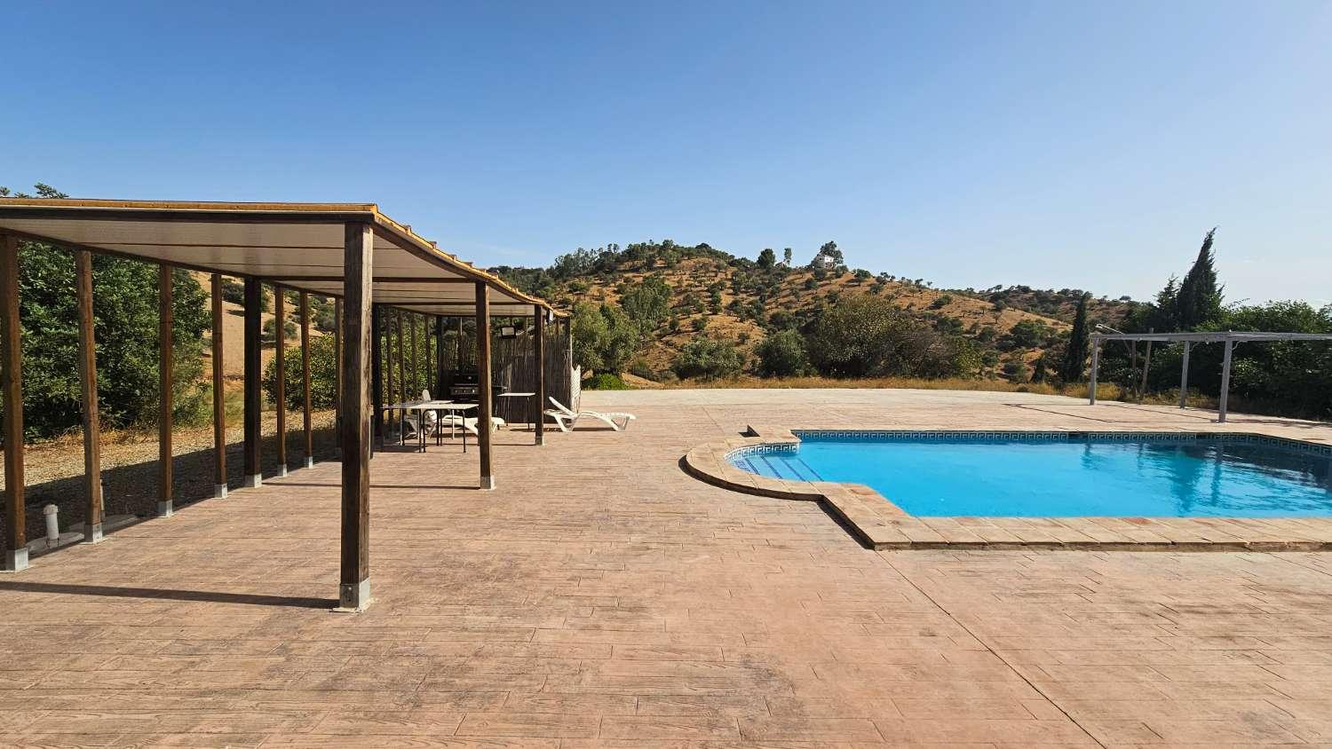 Villa en Venta en Cártama