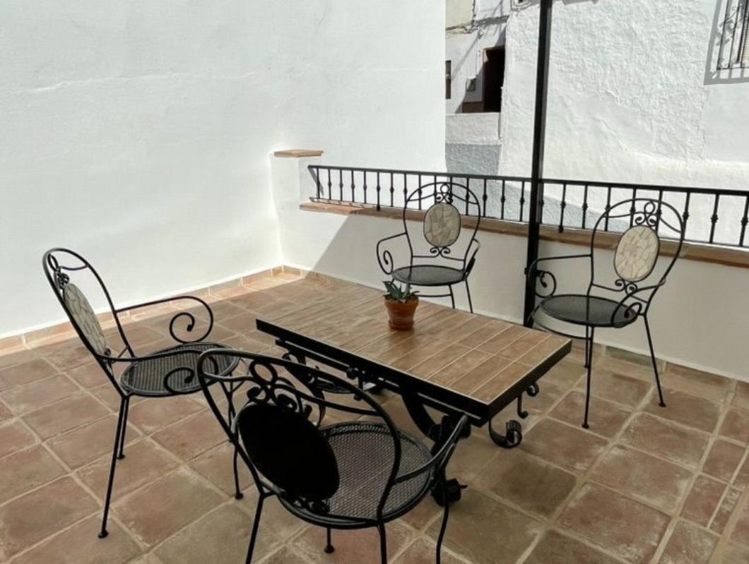 House for Sale in Benamargosa