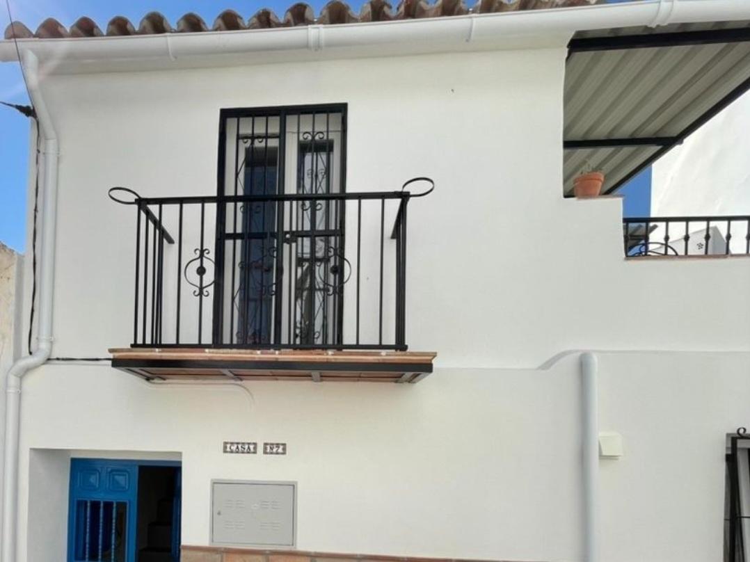House for Sale in Benamargosa
