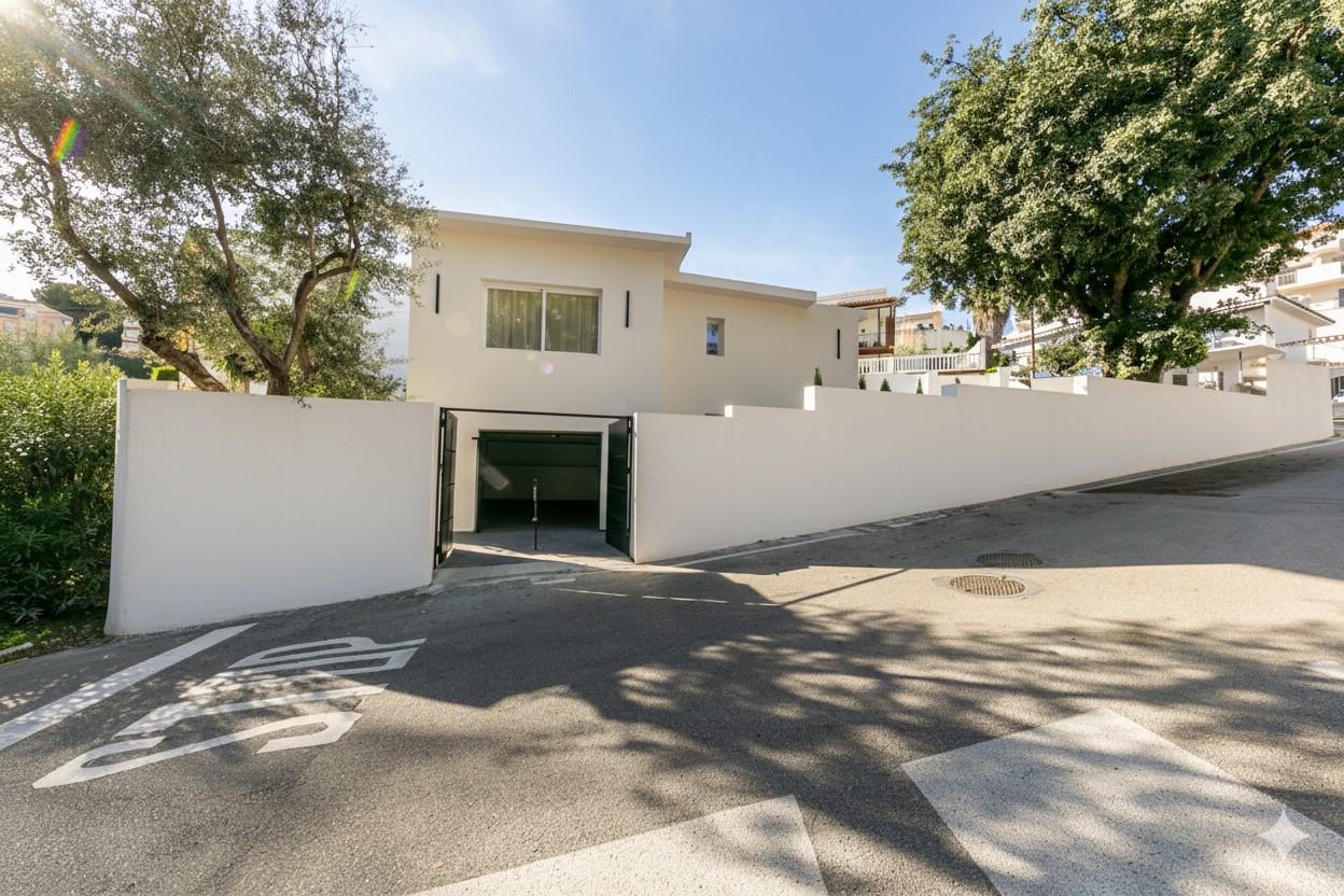 Villa for Sale in Fuengirola