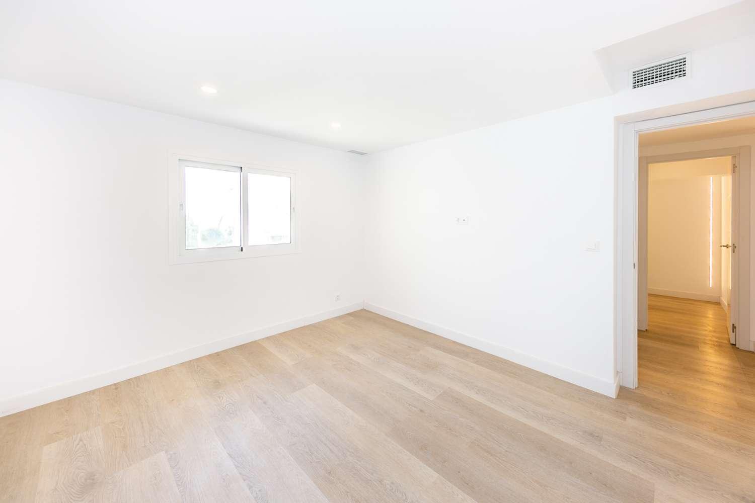 Villa for Sale in Fuengirola