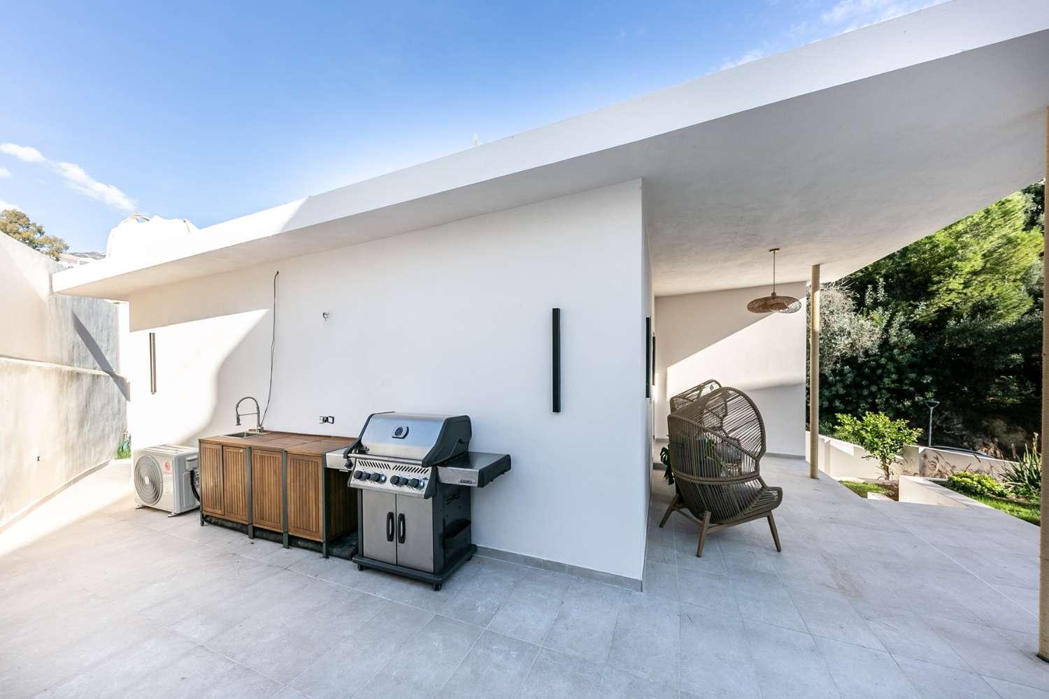 Villa for Sale in Fuengirola