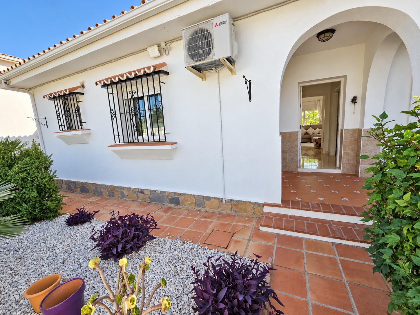 Villa for Sale in Alhaurín de la Torre