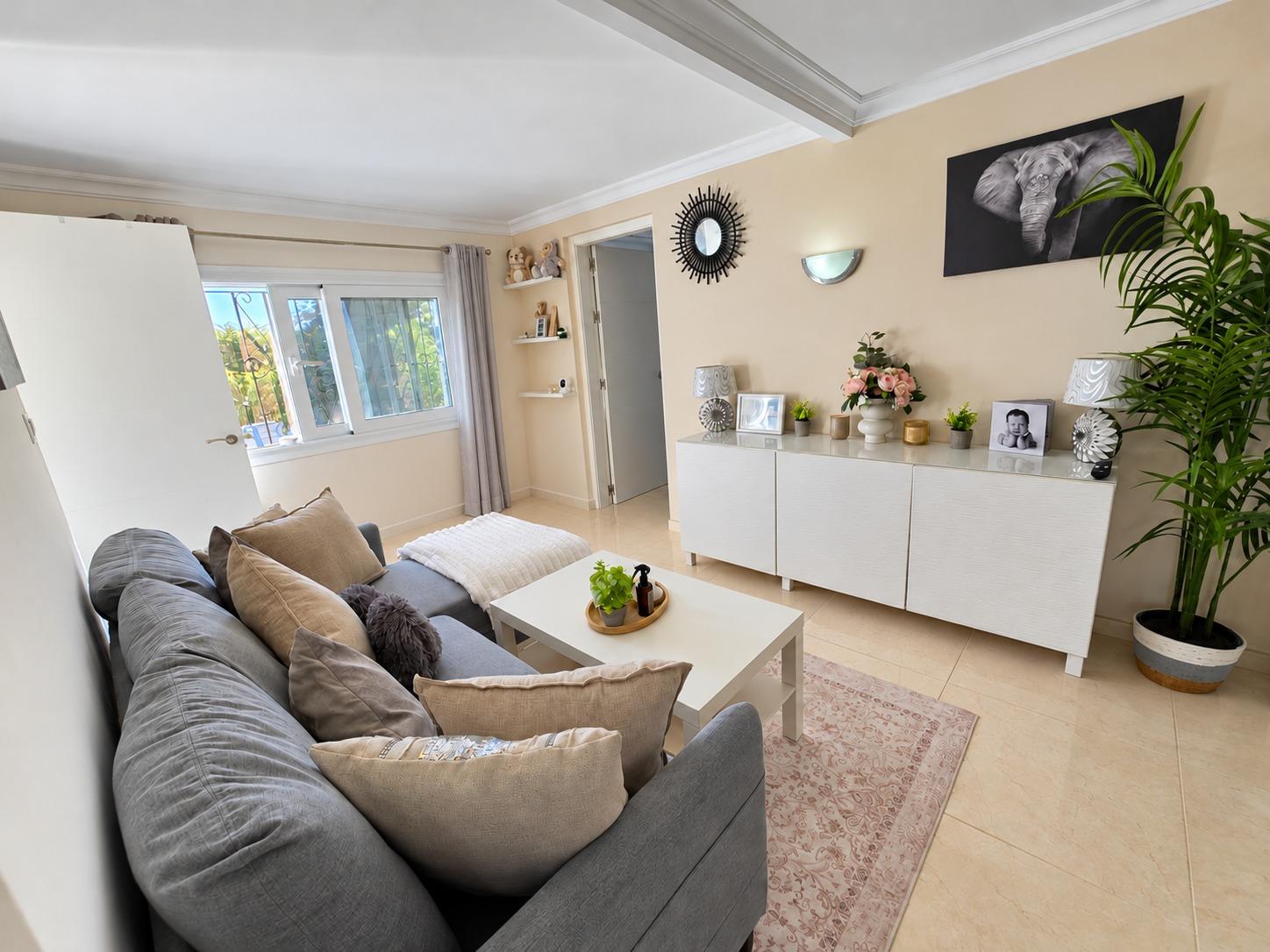 Villa for Sale in Alhaurín de la Torre