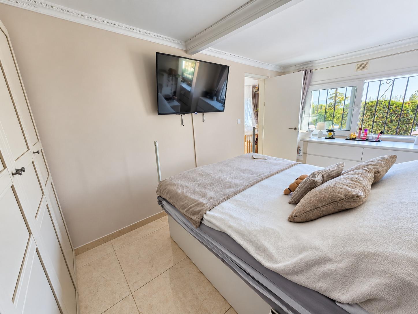Villa for Sale in Alhaurín de la Torre
