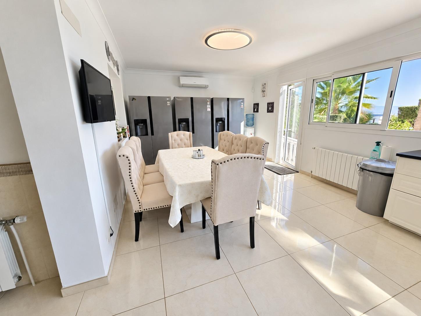 Villa for Sale in Alhaurín de la Torre