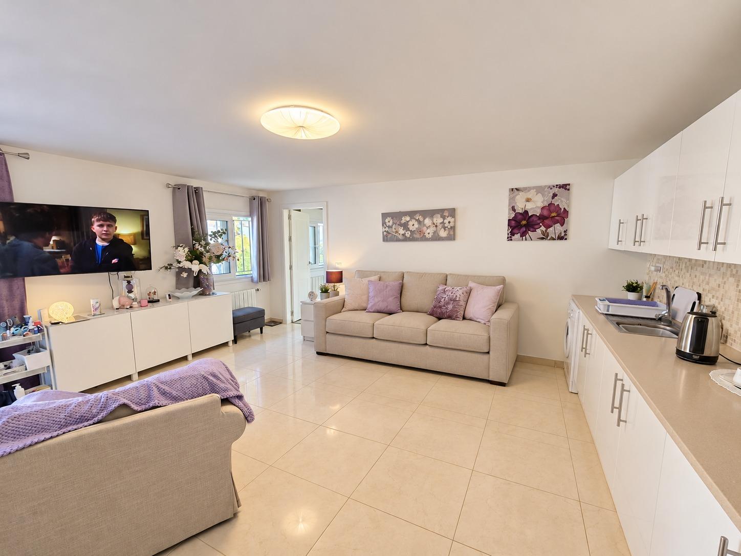 Villa for Sale in Alhaurín de la Torre