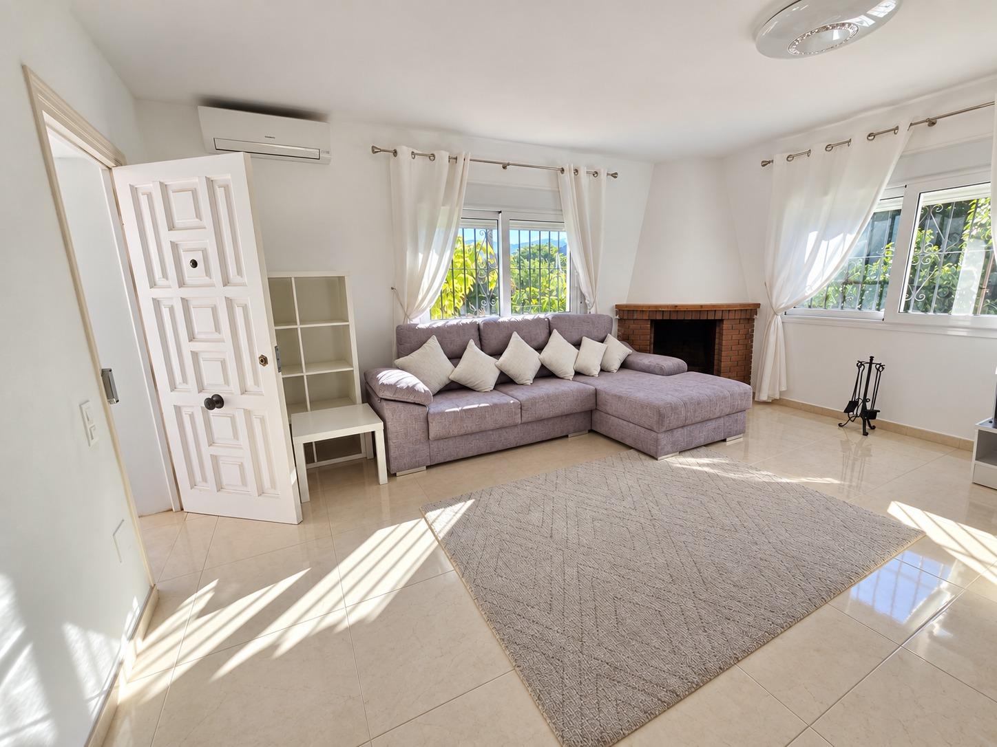 Villa for Sale in Alhaurín de la Torre