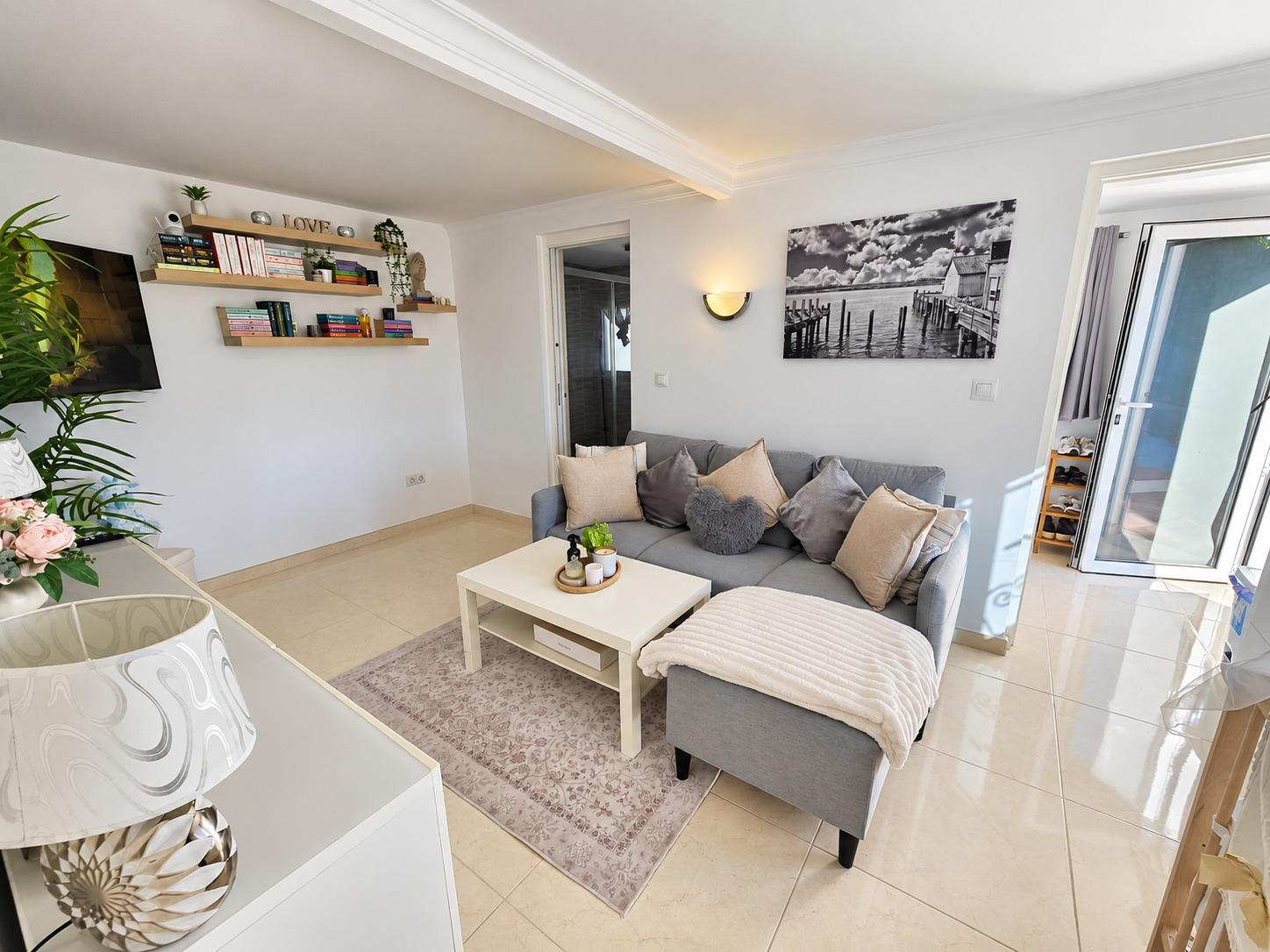 Villa for Sale in Alhaurín de la Torre