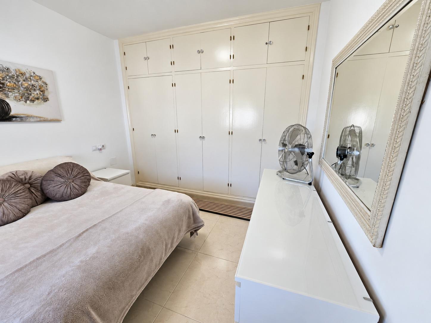 Villa for Sale in Alhaurín de la Torre