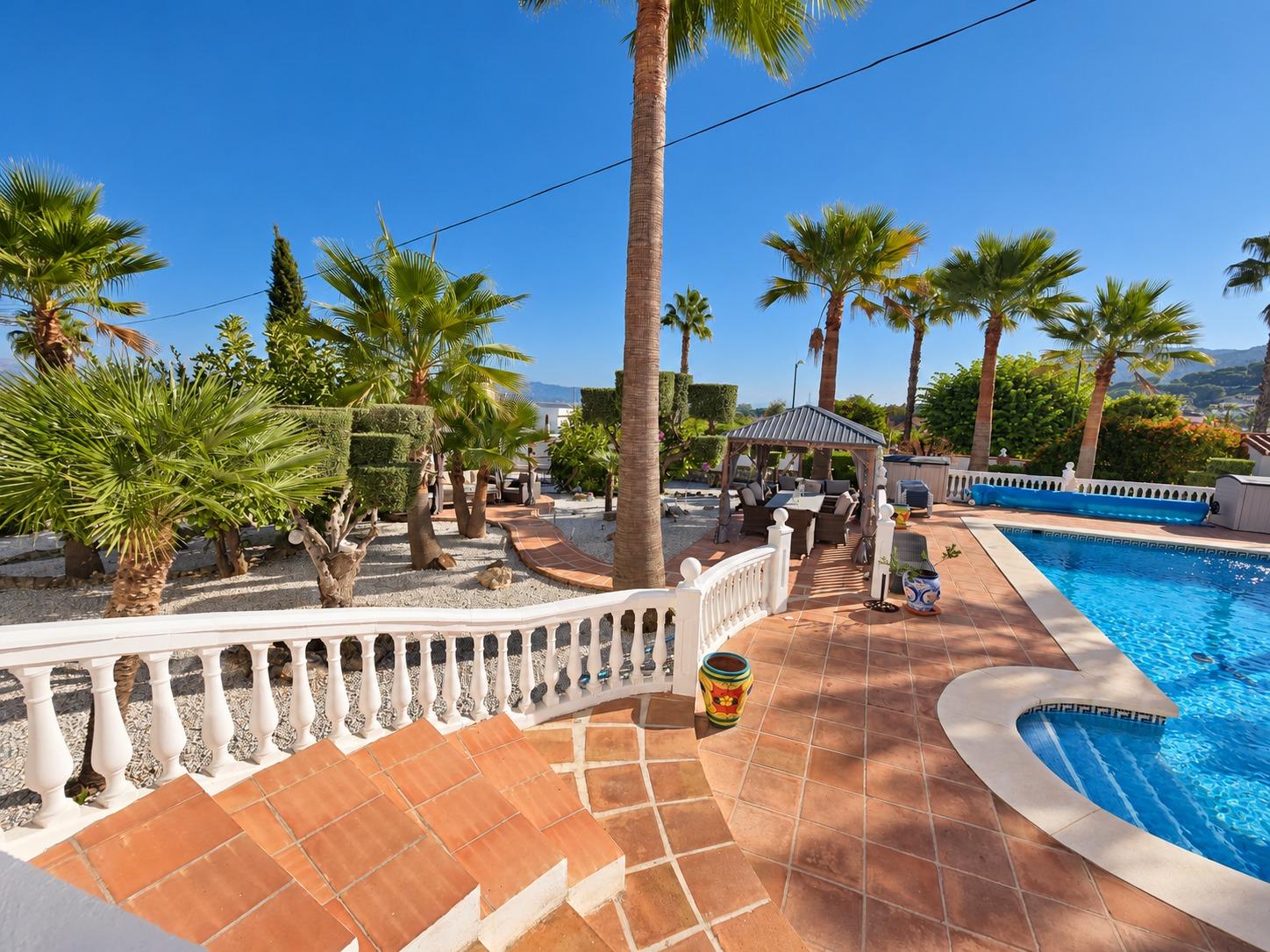 Villa for Sale in Alhaurín de la Torre