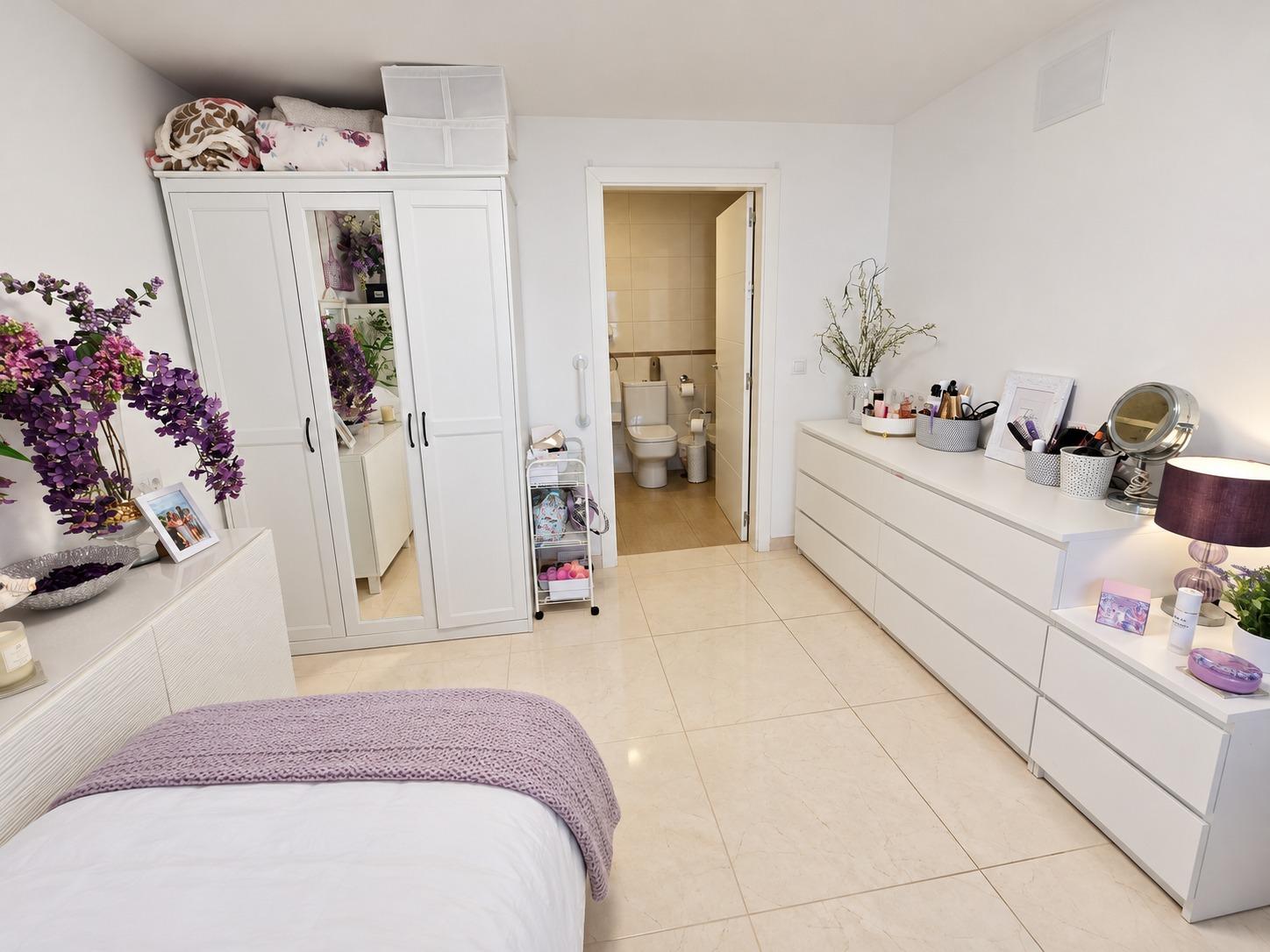 Villa for Sale in Alhaurín de la Torre
