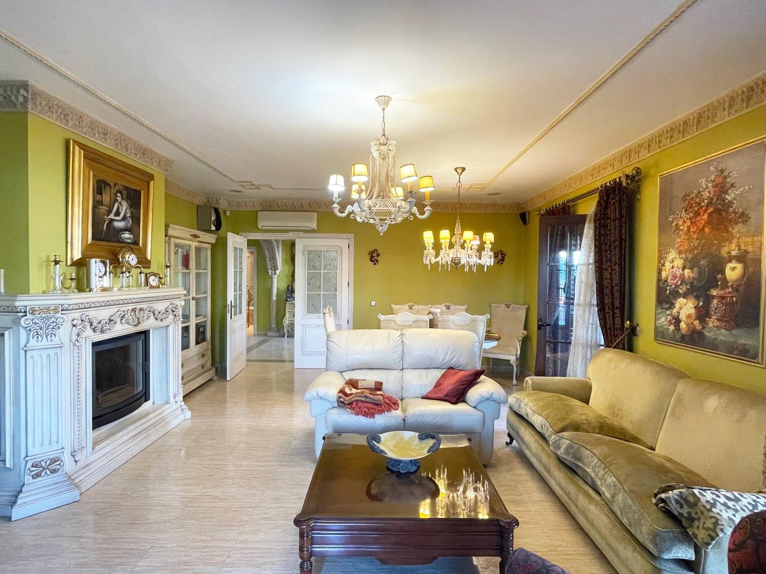 Chalet for Sale in Mijas