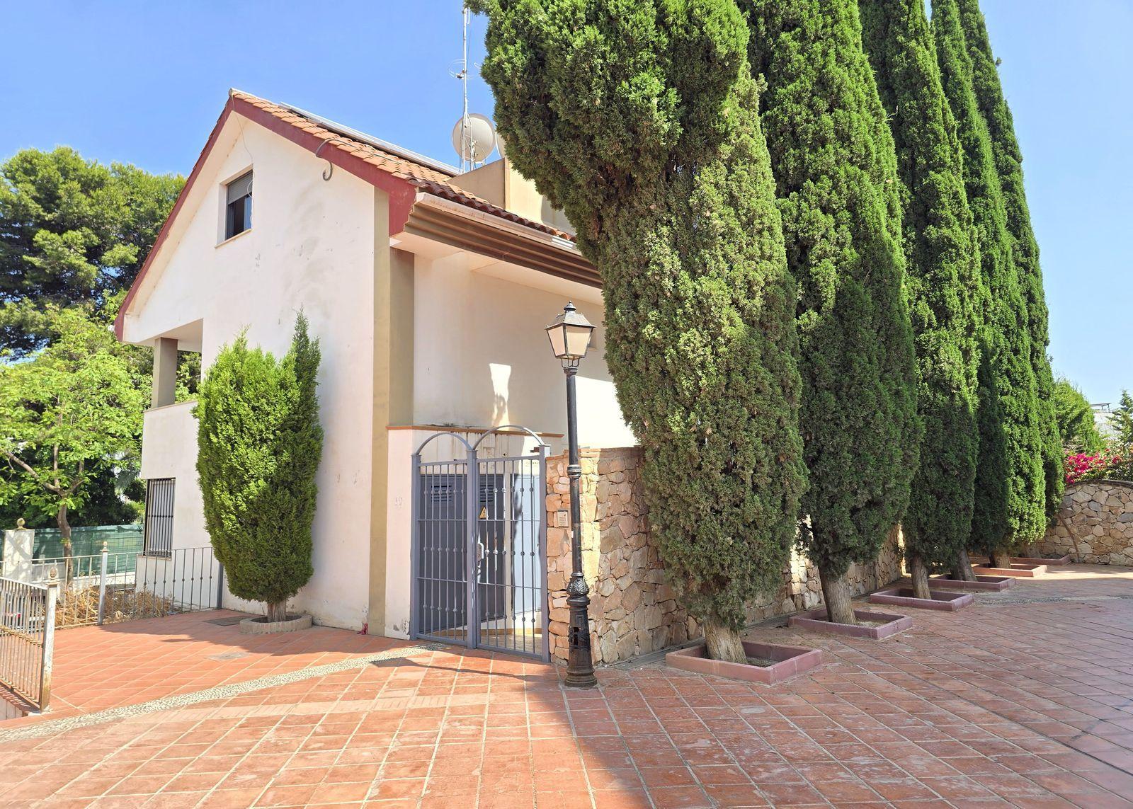Adosado en Venta en Benalmádena