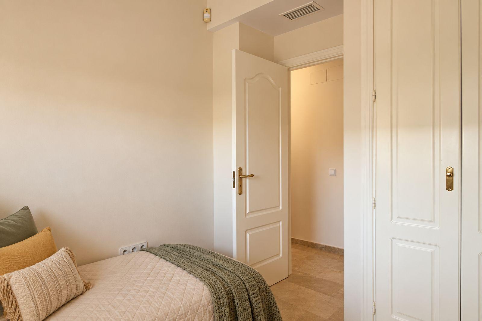 Apartment for Sale in Manilva