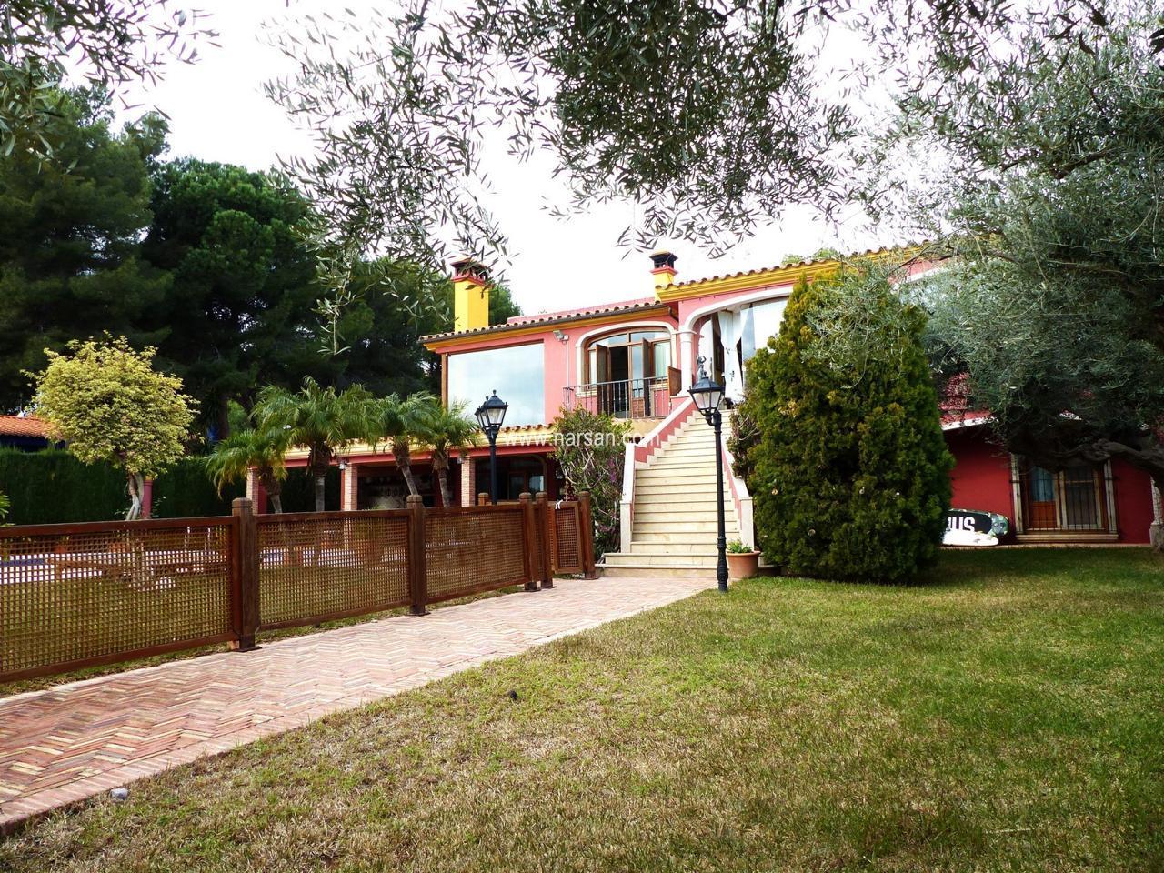 Villa for Sale in Oropesa del Mar