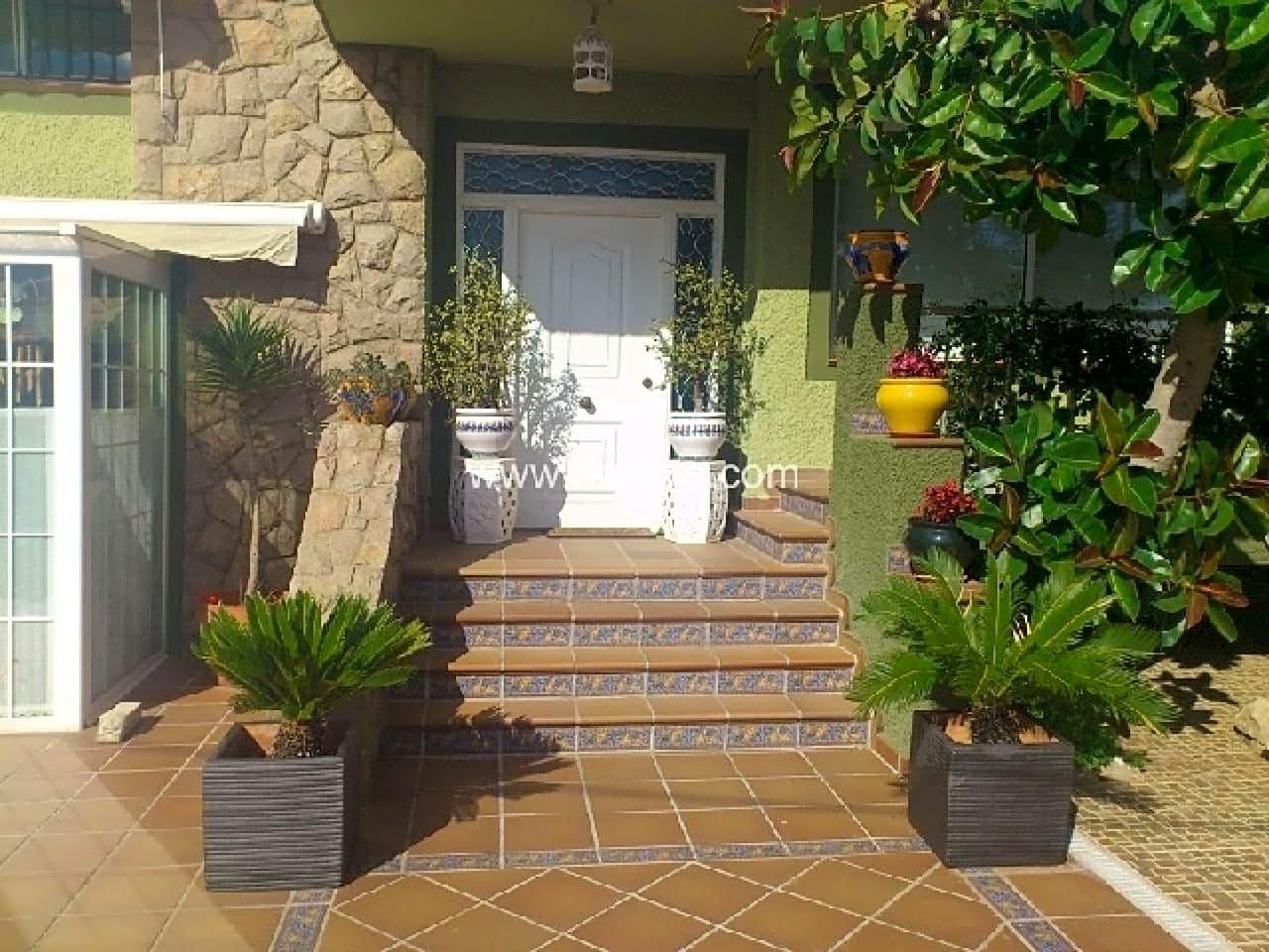 Villa for Sale in Benicasim