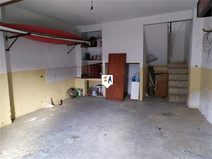 Casa en Venta en Iznájar